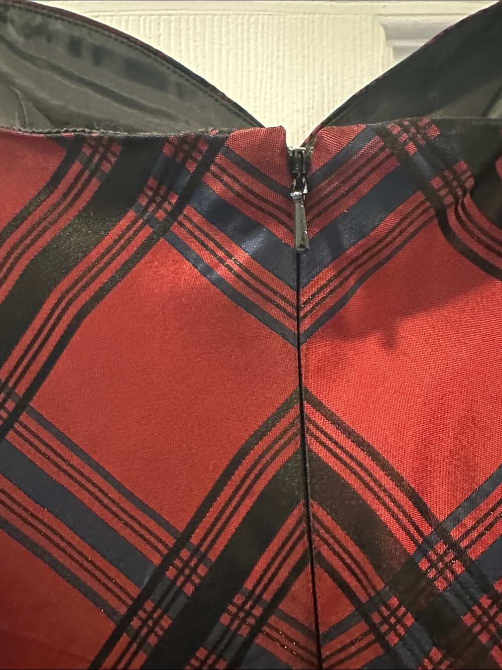 NINE WEST Red Plaid Spaghetti-Strap Party Dress Black Velvet Waistband Sz 10 Fun - Picture 5 of 11